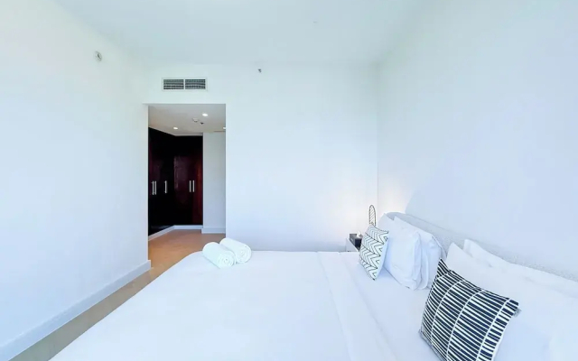 bnbme - Golf Tower - 2 BDR