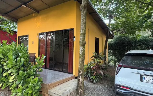 Uvita Oasis Retreat with Villa Cabins and Apartment