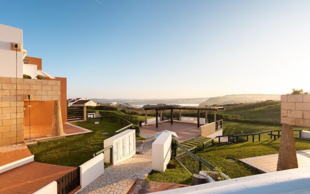 Azure- Com Vista Sobre o Oceano