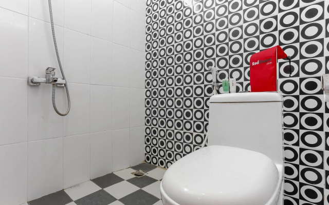 RedDoorz near Pascasarjana UGM 2