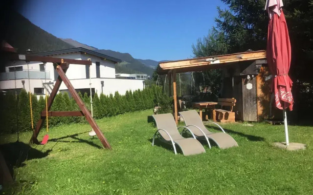 Holiday Home Landhaus Prielau