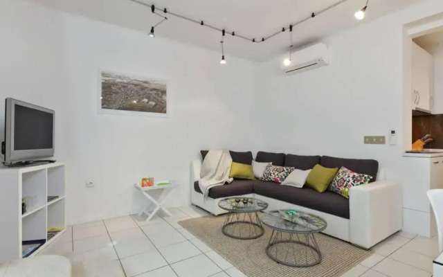 Joy4You Apt near Beach and Center