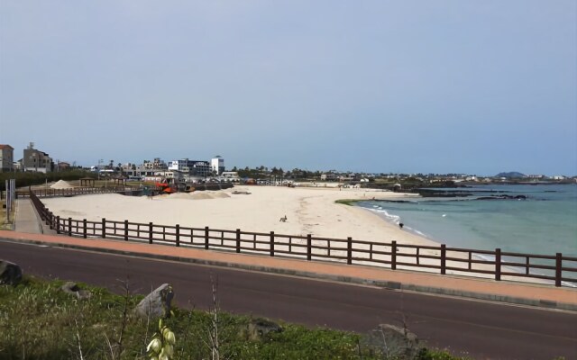 Jeju Track & Unshared House Pension