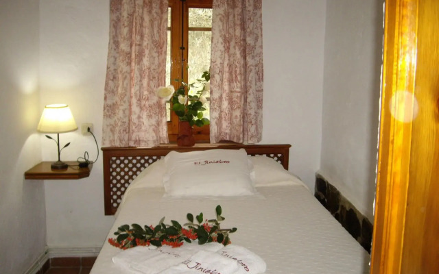 Modern Farmhouse in Valencia de Alcántara With Pool