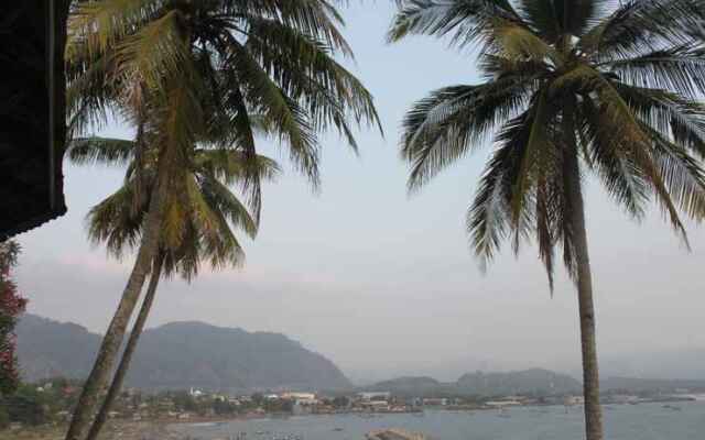 Bayu Amrta Hotel & Restaurant