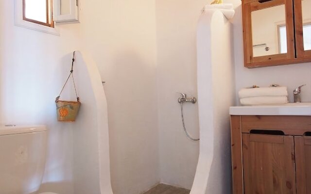 Lithea Villas and Studios by the Sea