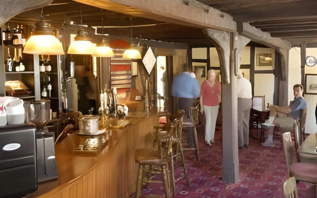 White Hart Hotel by Greene King Inns