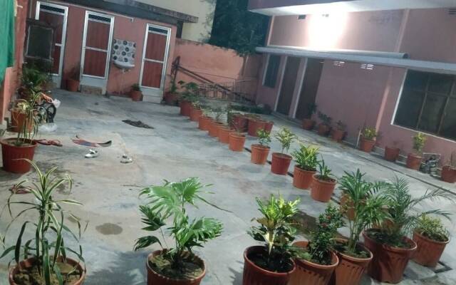 Anand Lok Varanasi
