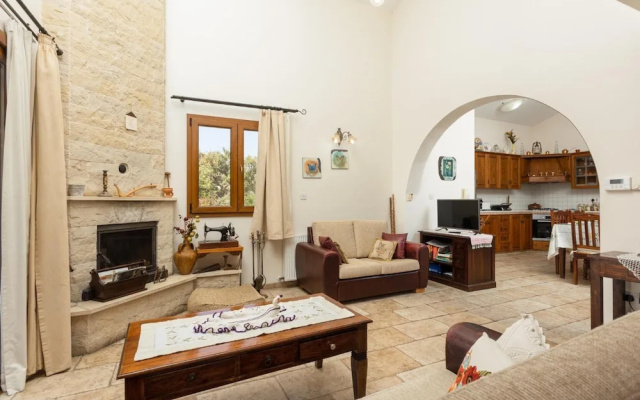 Villa Erato in Nea Dimmata
