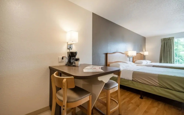 Studio 6 Extended Stay - Roswell, GA - Atlanta