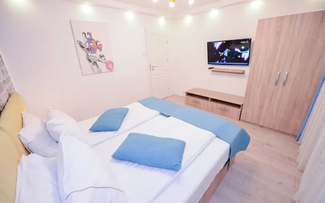 Colors Apartment - Cismigiu Gardens