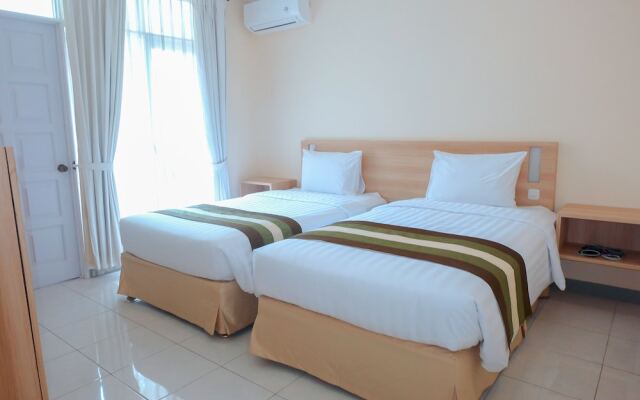 Whiz Residence Darmo Harapan Surabaya
