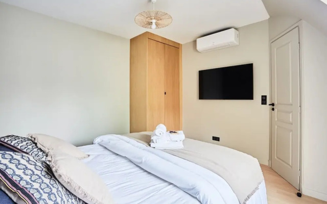 New Flat Terrace Centre de Paris Bourse