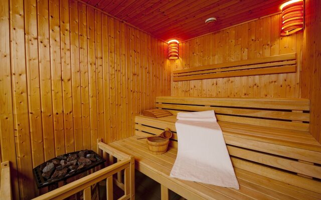 Abacus Business & Wellness Hotel