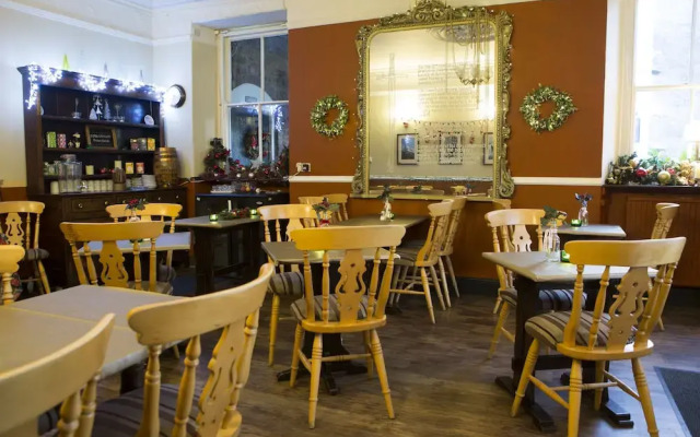 Prince Llewelyn Hotel