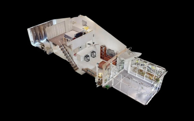 Perfectly Located in the Heart of Seven Mile Beach by RedAwning