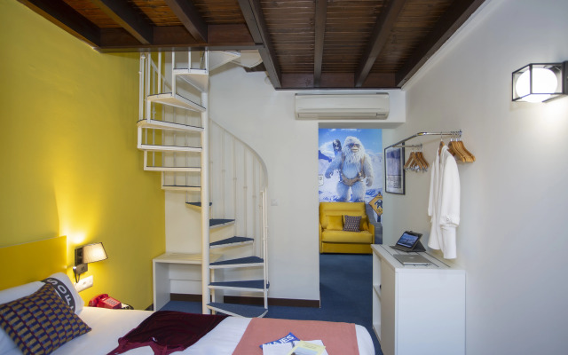 Casual Ilbira Granada Hotel