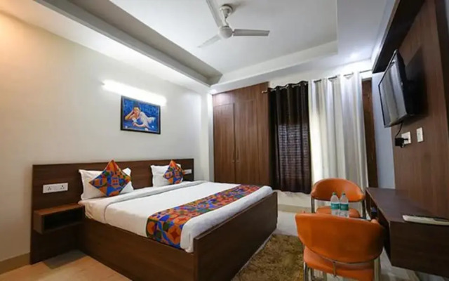 Fabhotel Indian I