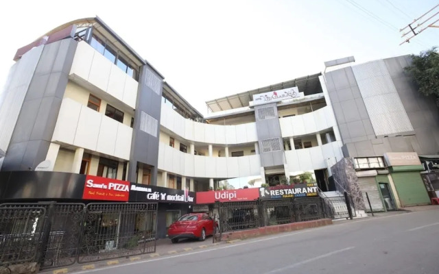 Hotel Maharaja