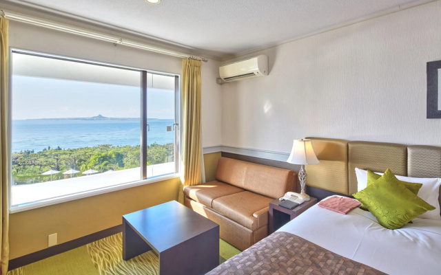 Royal View Hotel Churaumi - Closest to Churaumi – Guest Rooms – Motobu