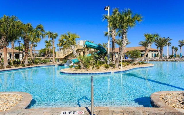 Stunning Villa With Pool, Near All Attractions