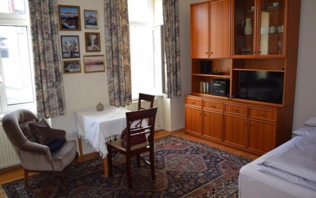Garconniere im ehemaligen Hotel Austria