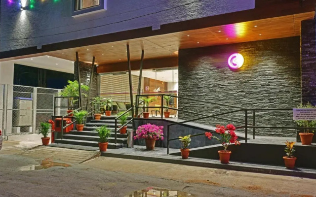 Click Hotel Vista-International Airport