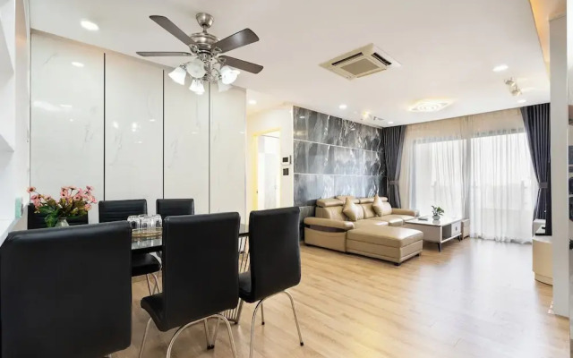 Gin House - Garden Gate APT Phu Nhuan