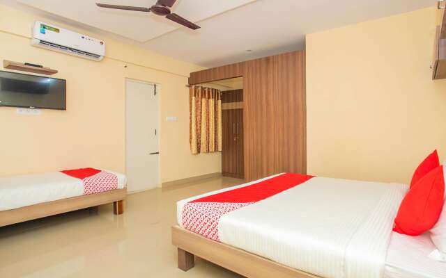 OYO 16803 Hotel Blueberry