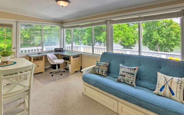 'paradise Lakehouse' in Hickory w/ Dock & Views!