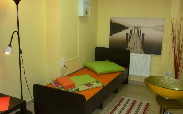 Hostel RETRO
