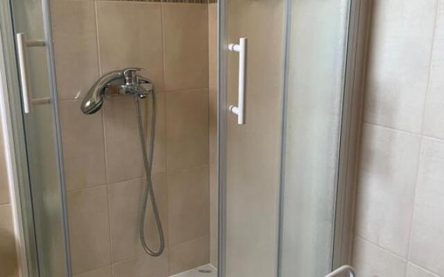 Sea view apartment near the beach 1-Jelsa center