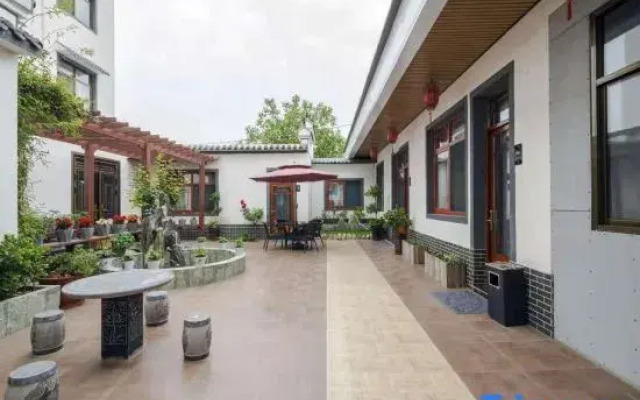 Rongcheng Huayue Hotel