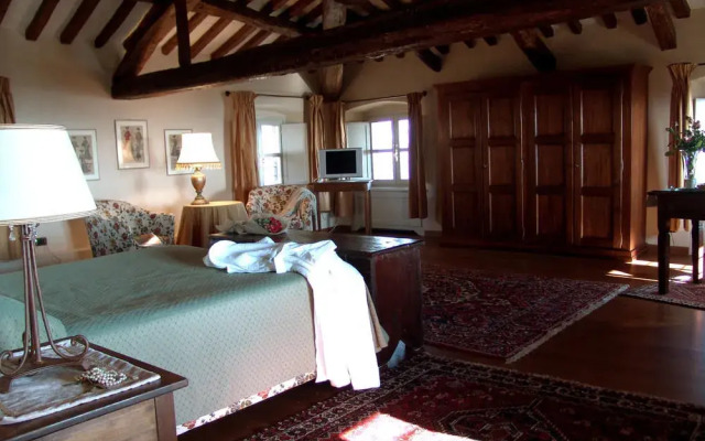 Castello di Razzano, The Originals Relais (Relais du Silence)