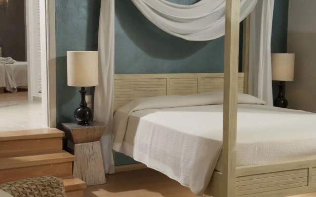 Paradise Island Villas