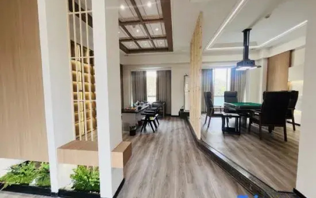 Xingbang Holiday Hotel