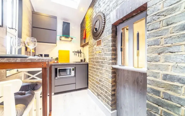 Studio 1 - Charming Studio in Earls Court