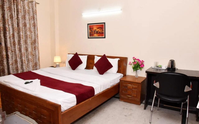 OYO Rooms 786 Old Gurgaon