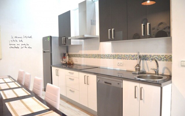 Veedor Apartamento 19 Dias y Muchas Noches