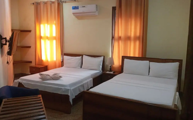 Plumeria Hotel