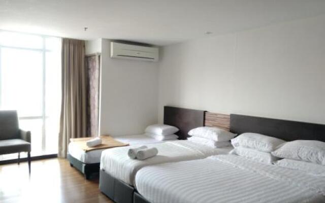 Studio Exclusive (Kota Bharu City Point)