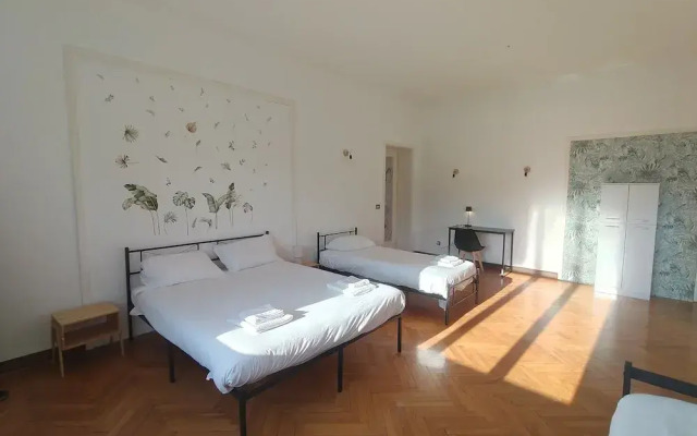 Dock Bay Lodge Hostel