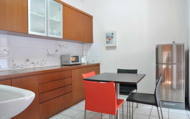 RedDoorz Plus near Riau Street 2