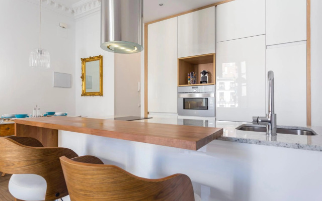 Puerta del Sol Center