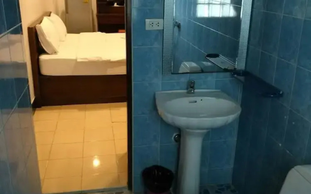 Green Hotel
