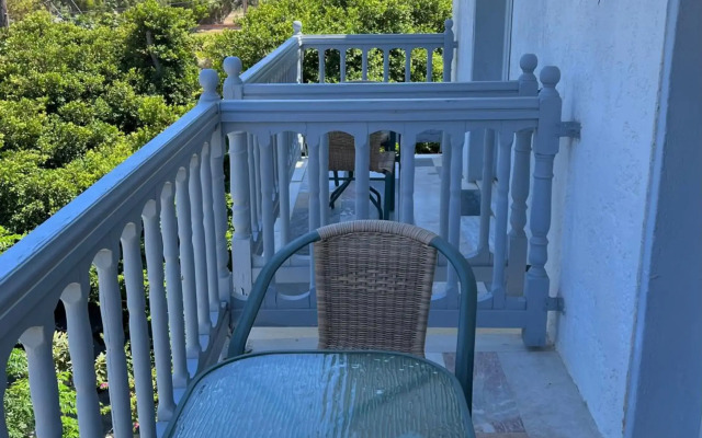 Theodorou Beach Hotel Apartments