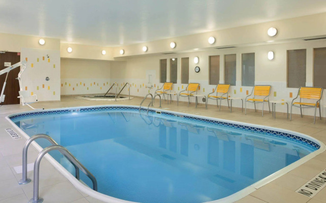 Fairfield Inn & Suites Mansfield Ontario