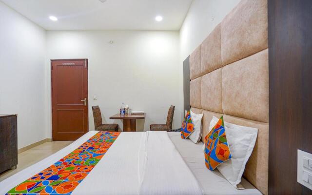 Hotel Grand Inn by OYO Rooms