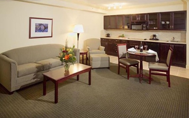 Chateau Nova Hotel & Suites