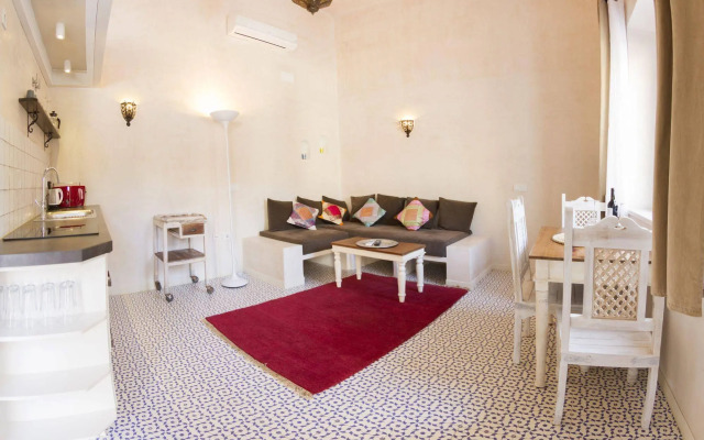 La Residencia Tarifa